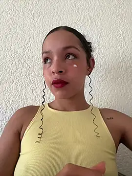 Yasmin777  online show from 04-01-26, 08:39