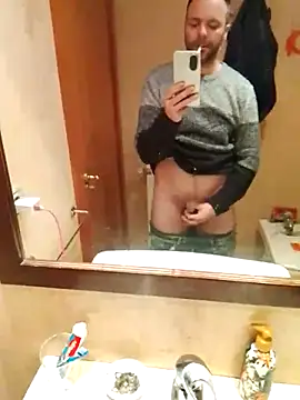 Snapshot of manchego85 chatting on 11-05-25, 08:53 manchego85 online show from 11-05-25, 08:53