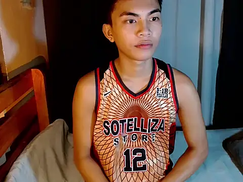 Snapshot of urguy_marco chatting on 09-16-25, 09:21 urguy marco online show from 09-16-25, 09:21