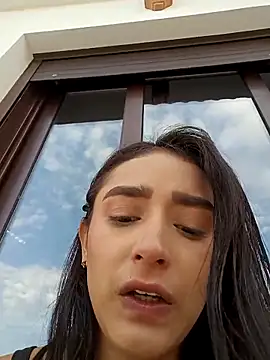 Snapshot of CandyFoxter_ chatting on 10-19-25, 07:42 CandyFoxter online show from 10-19-25, 07:42