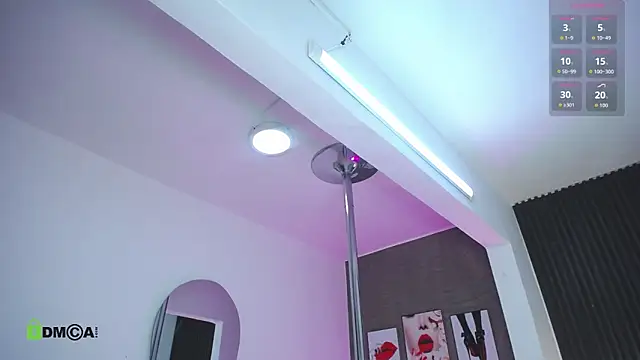 Snapshot of Dulcerose_01 chatting on 10-18-25, 08:31 Dulcerose 01 online show from 10-18-25, 08:31