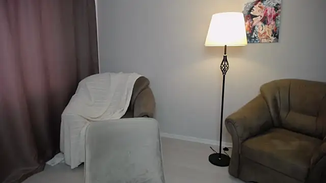 Snapshot of Ava_Elior chatting on 10-14-25, 09:43 Ava Elior online show from 10-14-25, 09:43