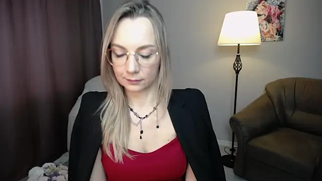 Snapshot of Ava_Elior chatting on 10-23-25, 10:03 Ava Elior online show from 10-23-25, 10:03