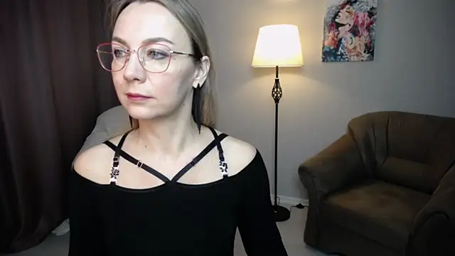 Snapshot of Ava_Elior chatting on 11-02-25, 06:49 Ava Elior online show from 11-02-25, 06:49