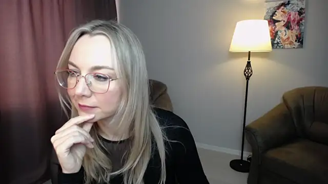 Snapshot of Ava_Elior chatting on 11-26-25, 11:11 Ava Elior online show from 11-26-25, 11:11