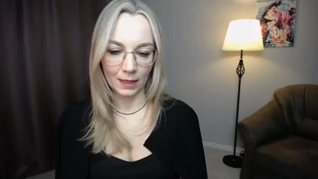 Snapshot of Ava_Elior chatting on 11-27-25, 09:55 Ava Elior online show from 11-27-25, 09:55