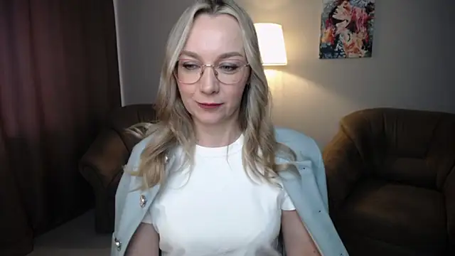 Ava Elior online show from 03-30-26, 10:27