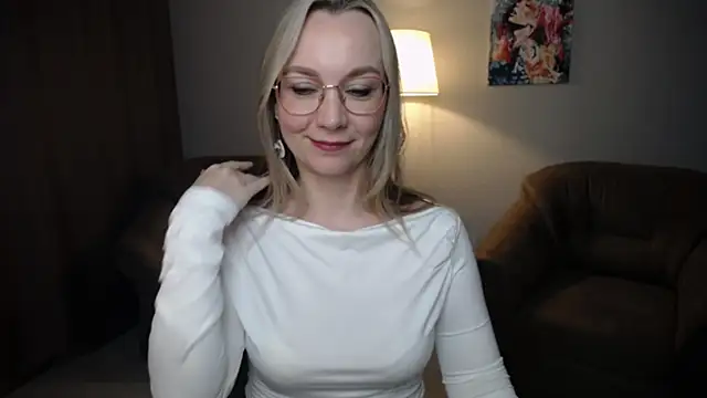 Ava Elior online show from 04-01-26, 01:41