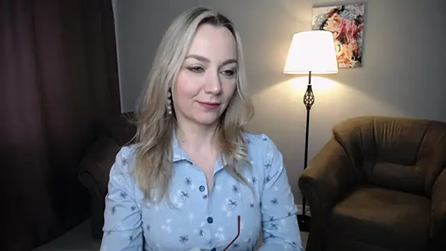 Ava Elior online show from 04-21-26, 11:49