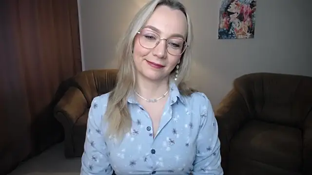Snapshot of Ava_Elior chatting on 05-04-26, 09:16 Ava Elior online show from 05-04-26, 09:16