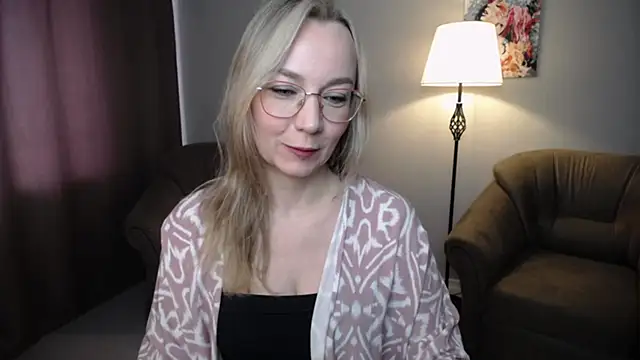 Snapshot of Ava_Elior chatting on 05-24-26, 10:53 Ava Elior online show from 05-24-26, 10:53