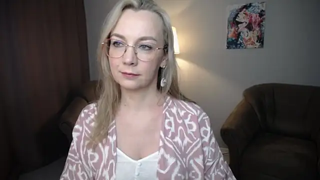 Snapshot of Ava_Elior chatting on 05-26-26, 11:06 Ava Elior online show from 05-26-26, 11:06