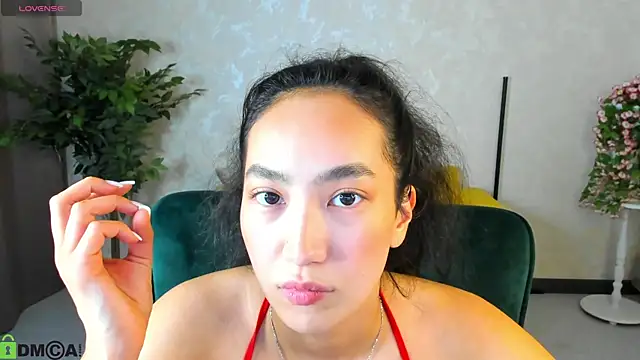 FlirtyAura online show from 12-21-25, 03:24