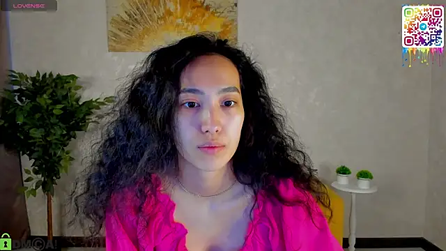 Snapshot of FlirtyAura chatting on 04-23-26, 03:52 FlirtyAura online show from 04-23-26, 03:52