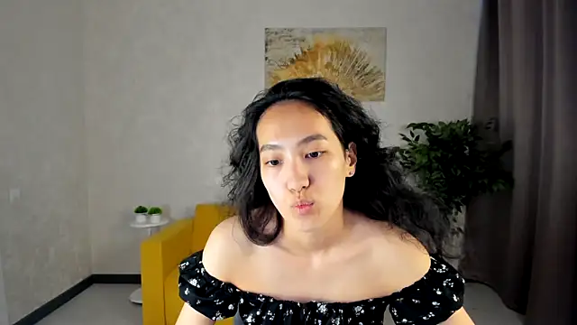 Snapshot of FlirtyAura chatting on 05-18-26, 03:35 FlirtyAura online show from 05-18-26, 03:35