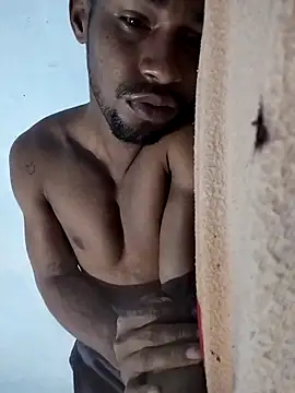 Snapshot of Kesurra chatting on 11-09-25, 05:11 Kesurra online show from 11-09-25, 05:11