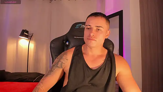 Snapshot of connorsmiith chatting on 07-05-26, 04:19 connorsmiith online show from 07-05-26, 04:19