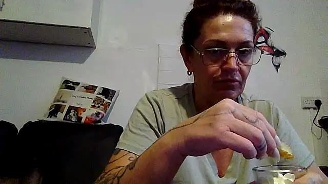 RubyyRosee online show from 05-28-26, 05:05