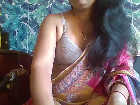 Snapshot of Marathi_q4een01 chatting on 04-27-26, 03:26 Marathi q4een01 online show from 04-27-26, 03:26