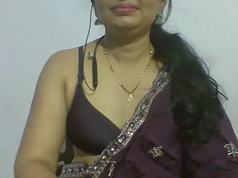 Snapshot of Marathi_q4een01 chatting on 06-12-26, 04:33 Marathi q4een01 online show from 06-12-26, 04:33