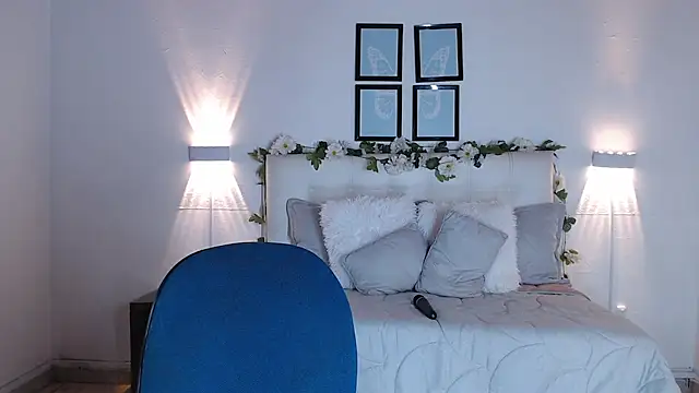 Megan 05  online show from 09-19-25, 06:19