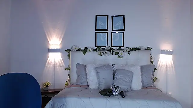 Megan 05  online show from 10-30-25, 06:19