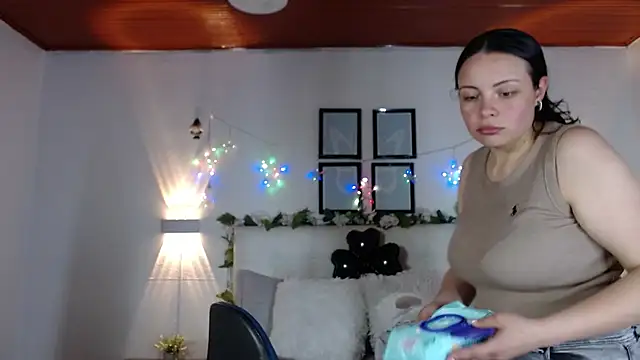 Megan 05  online show from 02-06-26, 06:55