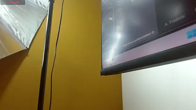 tinisweet online show from 04-01-26, 03:42