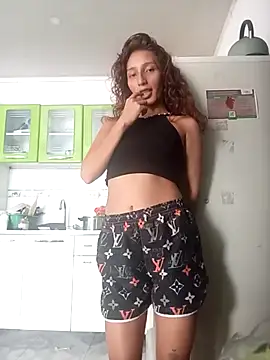 amelie sex online show from 12-20-25, 06:48