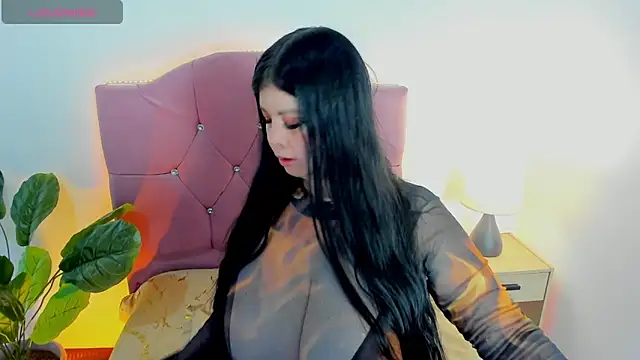 Snapshot of Angie_lynn chatting on 11-13-25, 04:06 Angie lynn online show from 11-13-25, 04:06