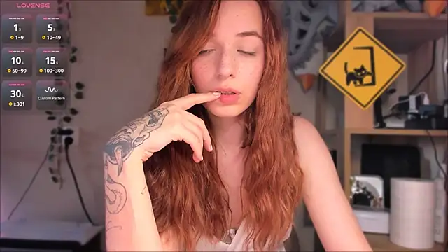 elilybby online show from 07-18-26, 05:39
