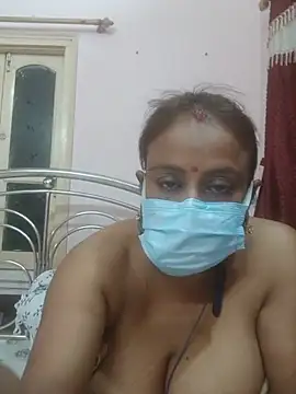 Snapshot of Barna_Love chatting on 06-17-26, 06:20 Barna Love online show from 06-17-26, 06:20