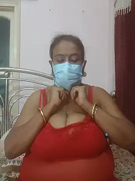 Snapshot of Barna_Love chatting on 06-25-26, 05:50 Barna Love online show from 06-25-26, 05:50