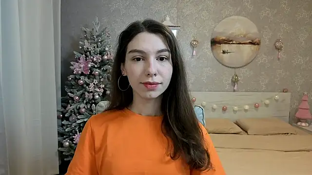 Snapshot of KellyShines chatting on 12-20-25, 02:13 KellyShines online show from 12-20-25, 02:13