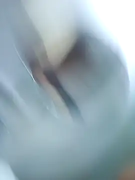 Megara 25 online show from 10-20-25, 01:39