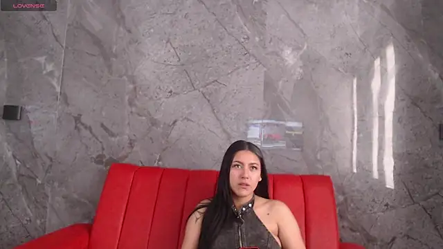 Megara 25 online show from 11-01-25, 02:41