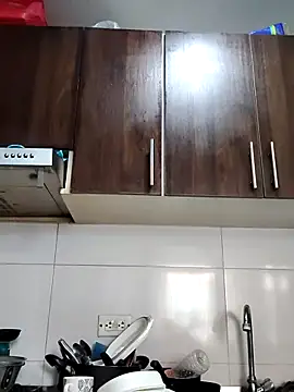 Megara 25 online show from 02-21-26, 04:19