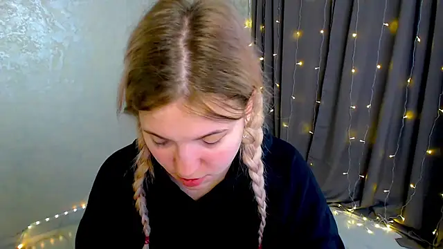 arlana klart online show from 02-03-26, 01:15