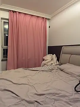 za-02605 online show from 11-08-25, 01:33