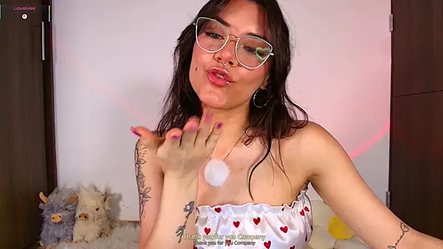 Isa laurentt  online show from 05-16-26, 02:19