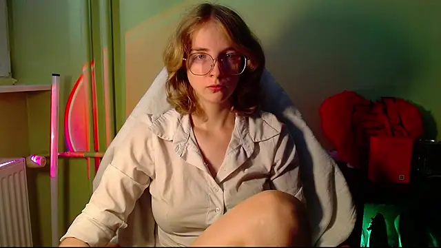 juicyPenny online show from 07-13-26, 10:40