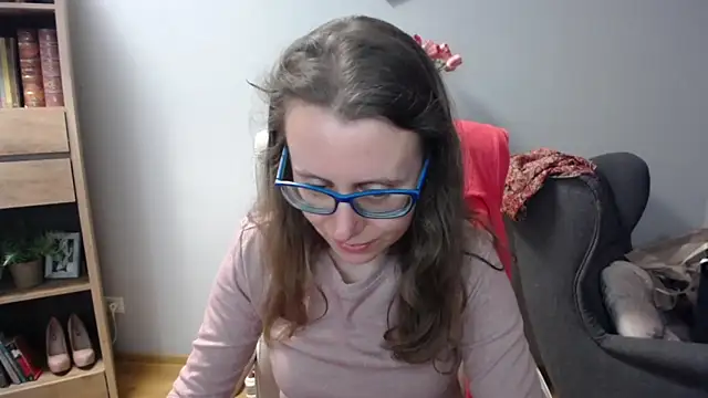 sweetxLizzy online show from 05-19-26, 04:30