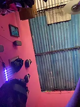 Snapshot of RandalHot chatting on 09-29-25, 04:23 RandalHot online show from 09-29-25, 04:23