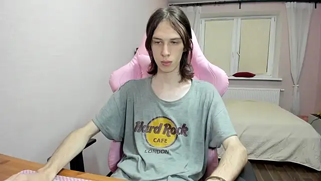 eleganc3 online show from 09-19-25, 08:53