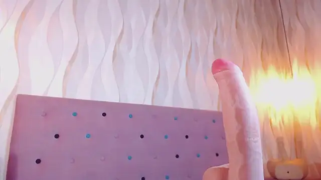 Naomi Braunx online show from 05-16-26, 12:37