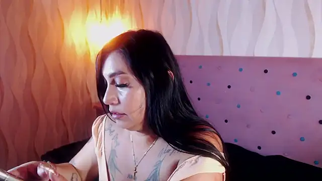 Naomi Braunx online show from 06-06-26, 02:55