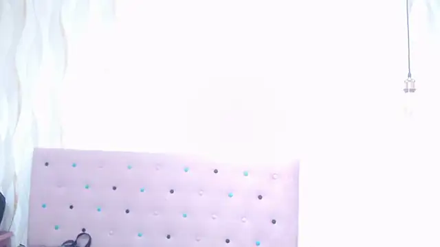 Naomi Braunx online show from 06-19-26, 01:48