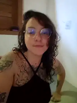 Blue Liz online show from 02-01-26, 05:55