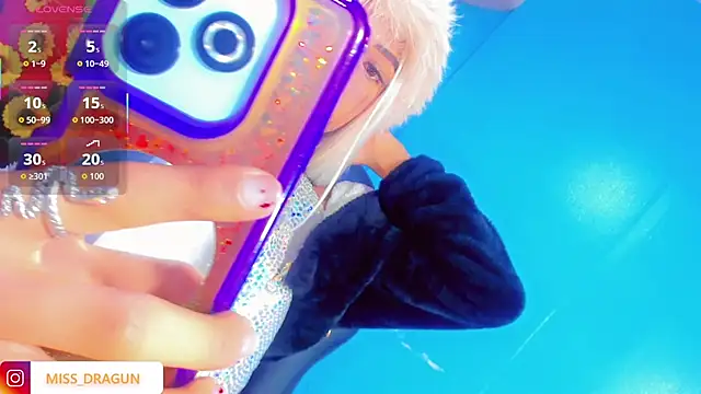 Dahlia Moss online show from 10-01-25, 03:12