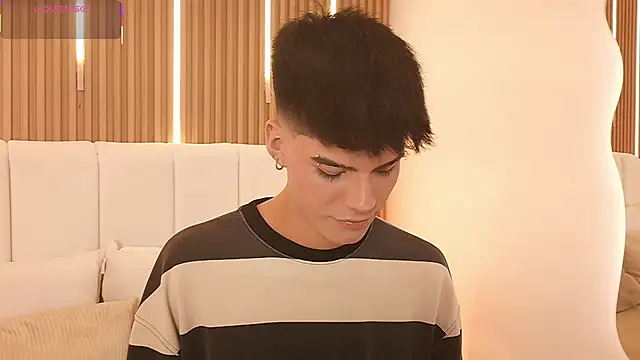 Dulcey  online show from 03-11-26, 05:35